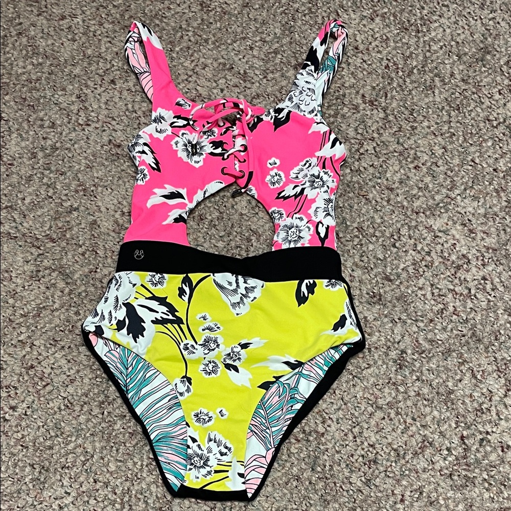 Maaji new reversible Floral/palm print Cutout One-Piece Swimsuit